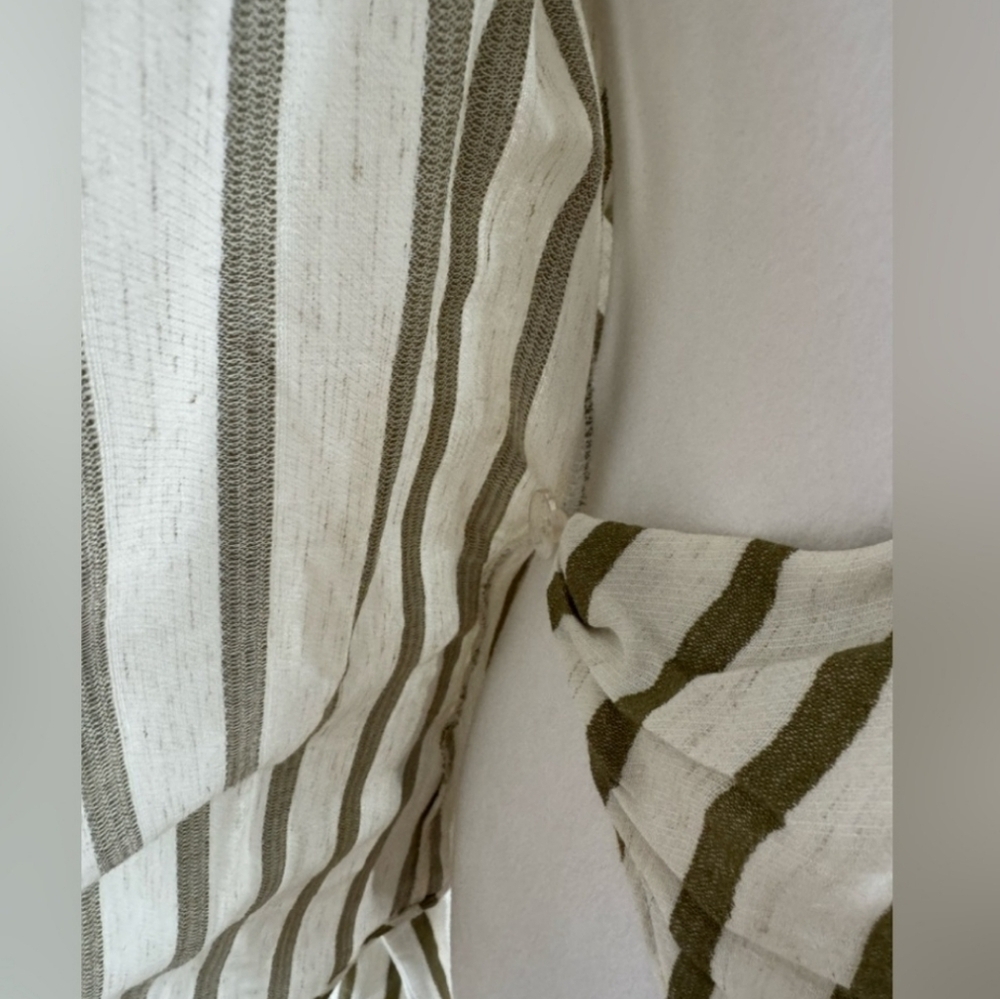 Topshop stripe wrap top in olive NWOT - Picture 8 of 9